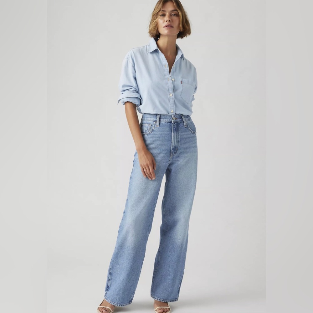Levi's Women's High Waisted Straight Jeans Size: 31